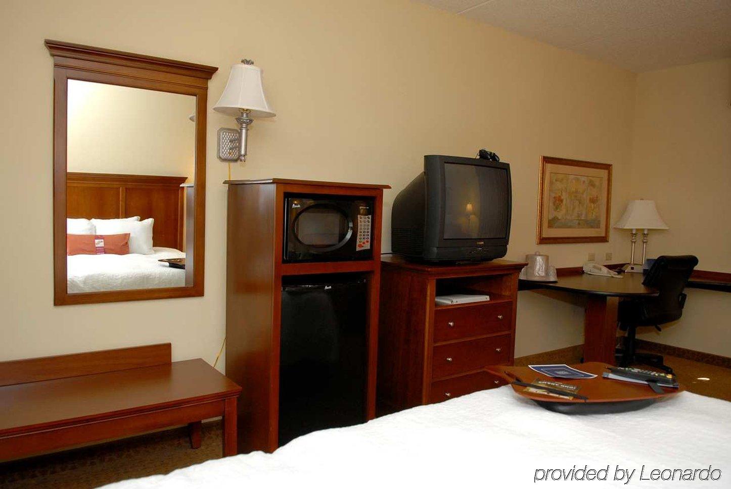 Hampton Inn & Suites Frederick/Fort Detrick Cameră foto